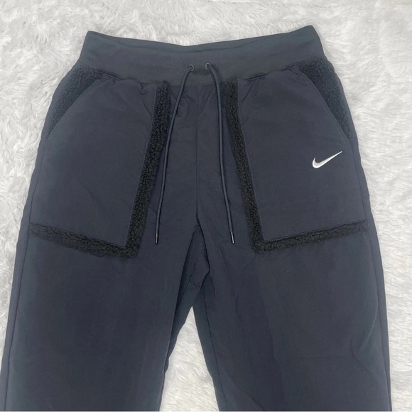 Nike Sportswear Essential Woven Black Pants Women’s Size L Large Joggers DQ6809 - Picture 4 of 11